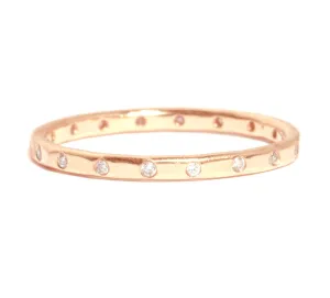 18 White Diamond Band - 18 Karat Rose Gold