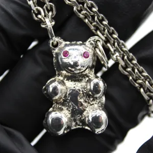 GUMMYGUY PEIRCED PENDANT ON CHAIN