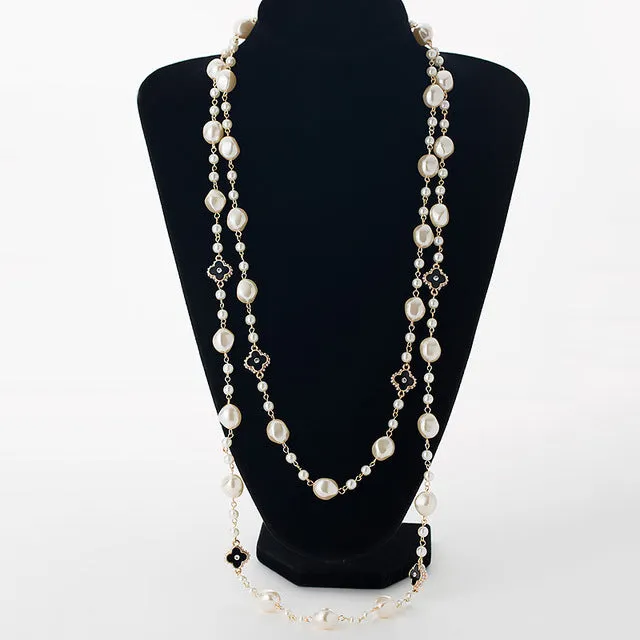 Simulated pearl long necklaces for women gold color chain rhinestone four leaf clovers strand beads female sweater necklace