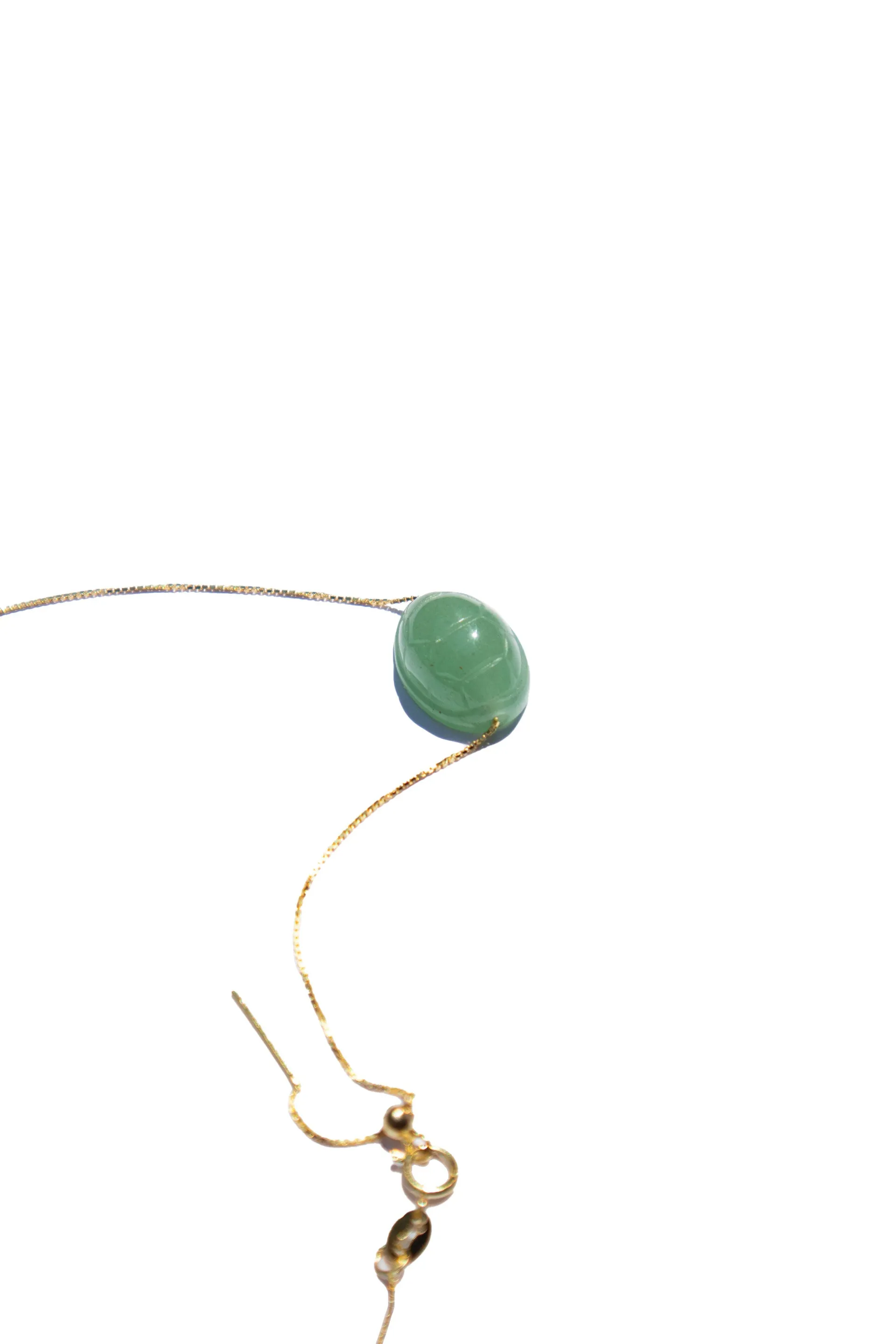 Turtur — Jade stone pendant necklace